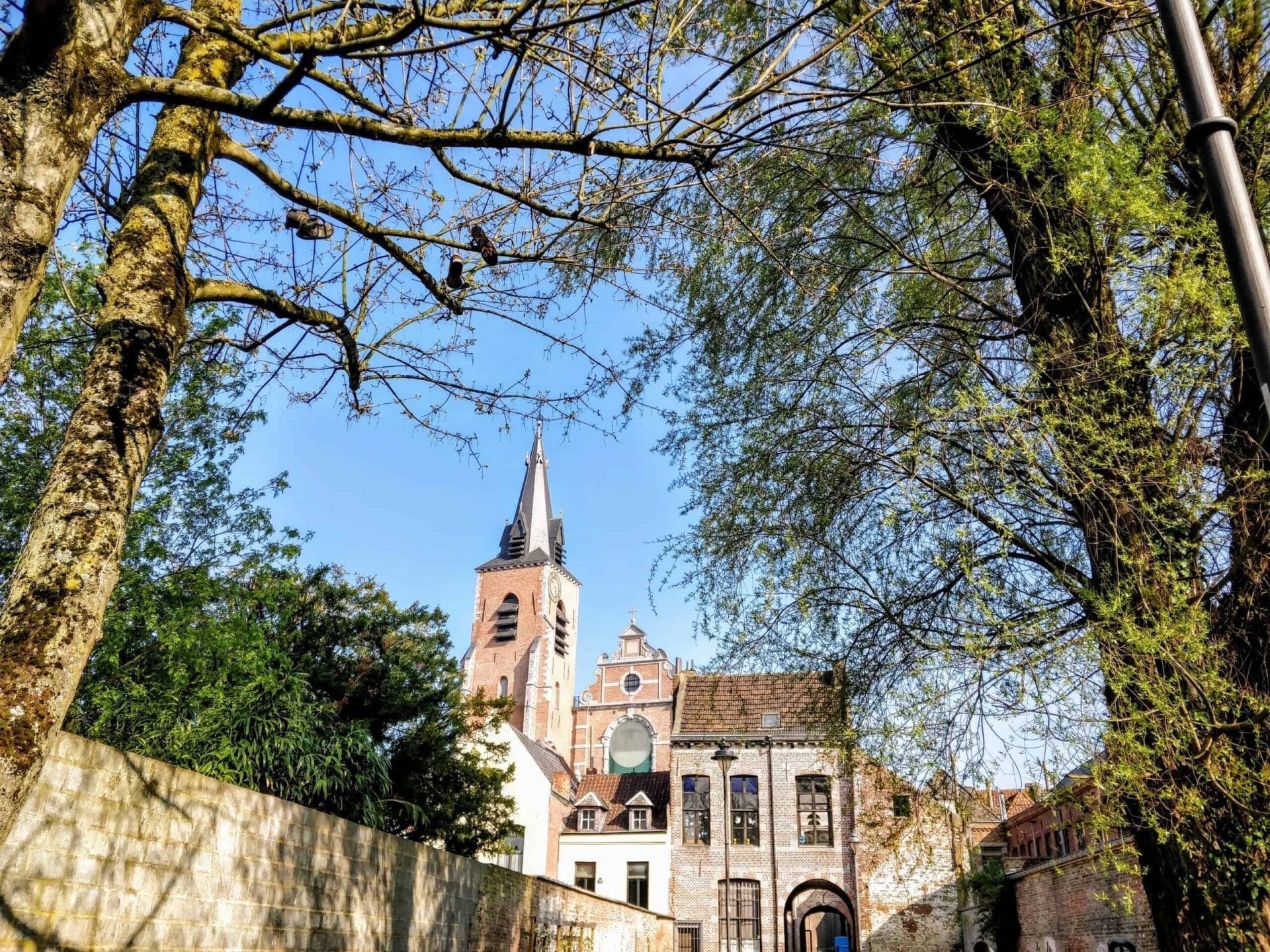 Op stap in de Belgische stad Mons 51 Mons - Bergen
