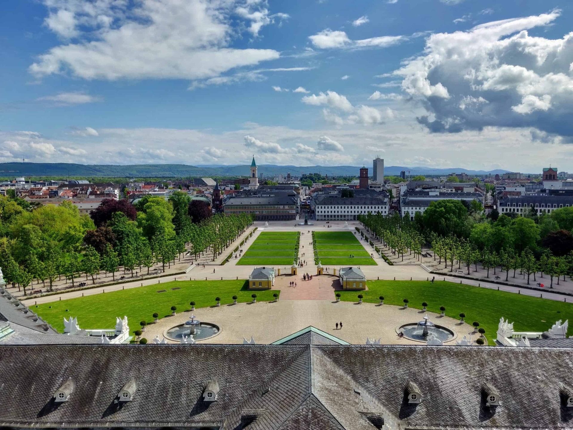 UItzicht vanuit de toren van het Slot Karlsruhe