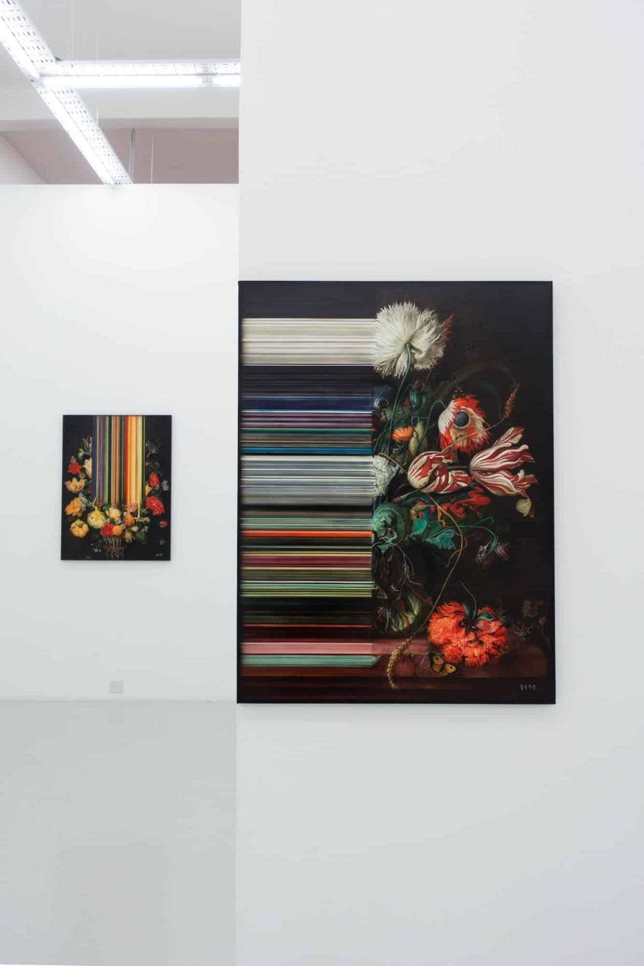 De werken in de Yavuz Gallery