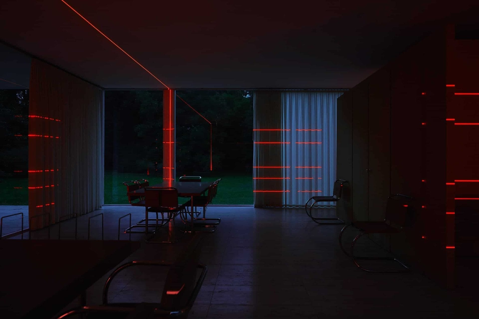 Rode lasers in het Farnsworth House van Mies van der Rohe 45 Geometry of Light