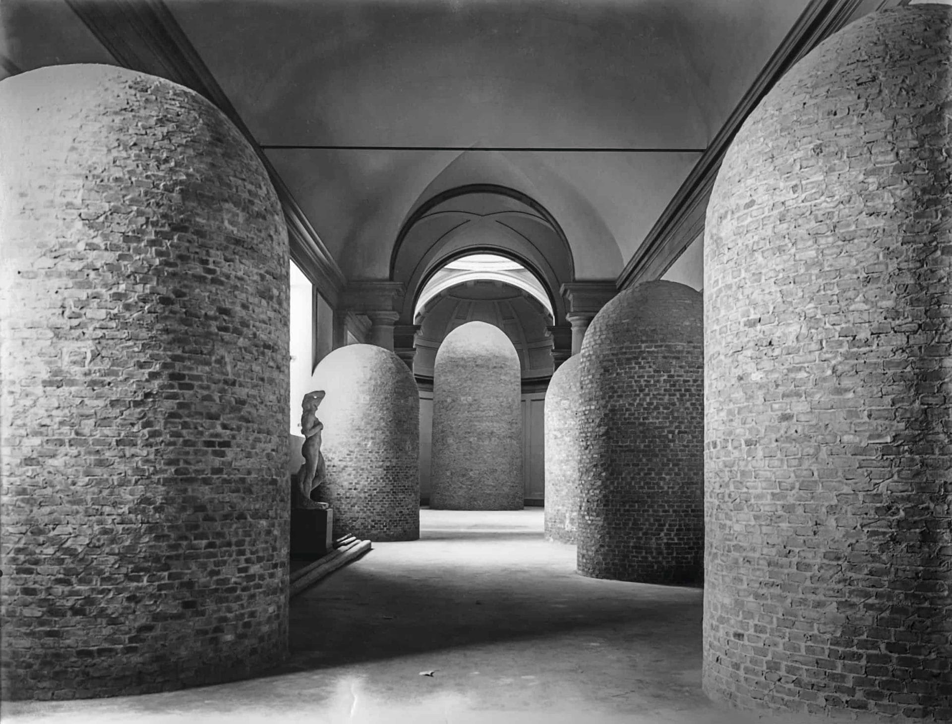 Adrián Villar Rojas