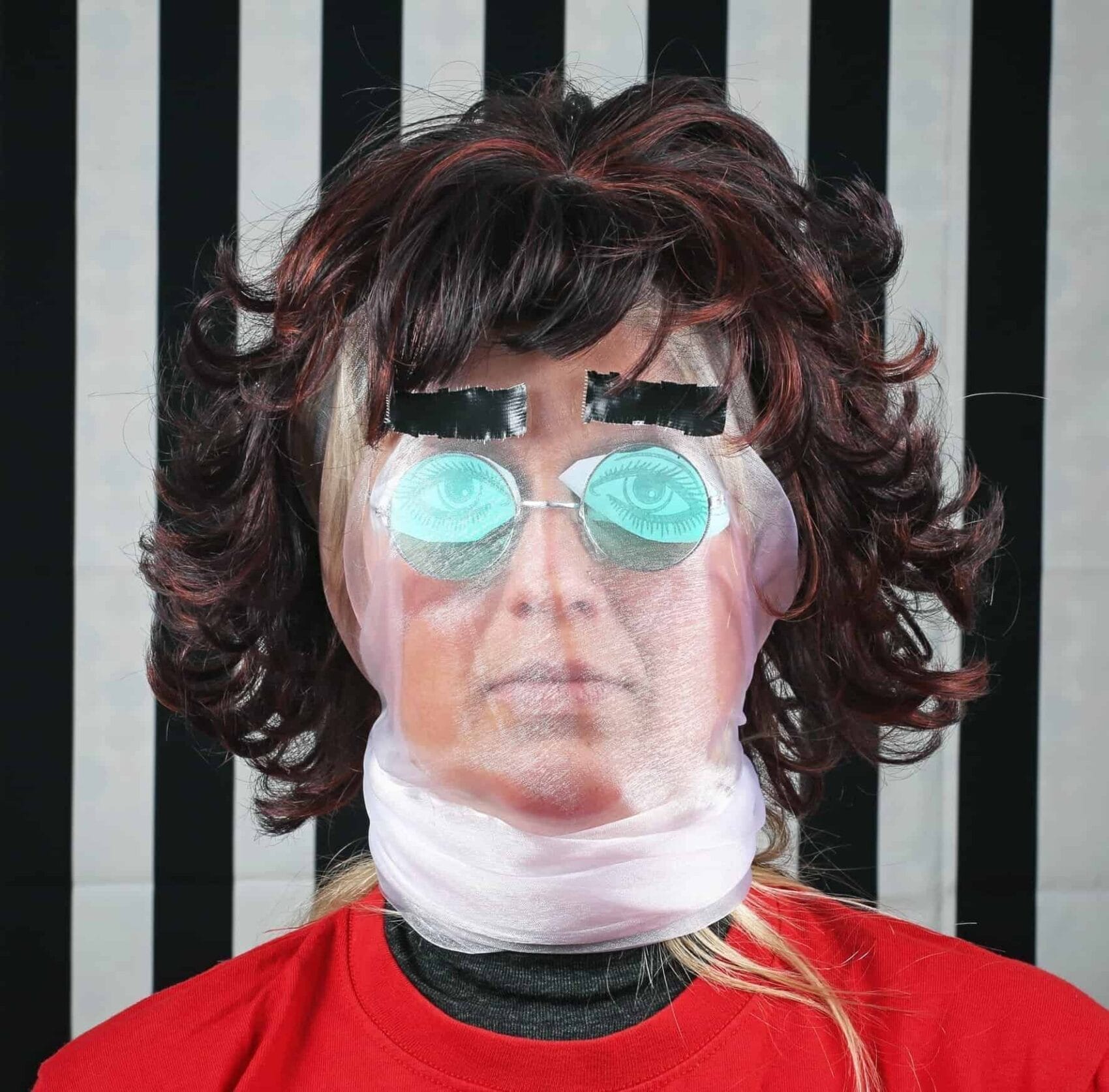 Jesse Faber presenteert fotoboek met gemaskerde portretten 43 Jesse Faber gemaskerd fotoportret