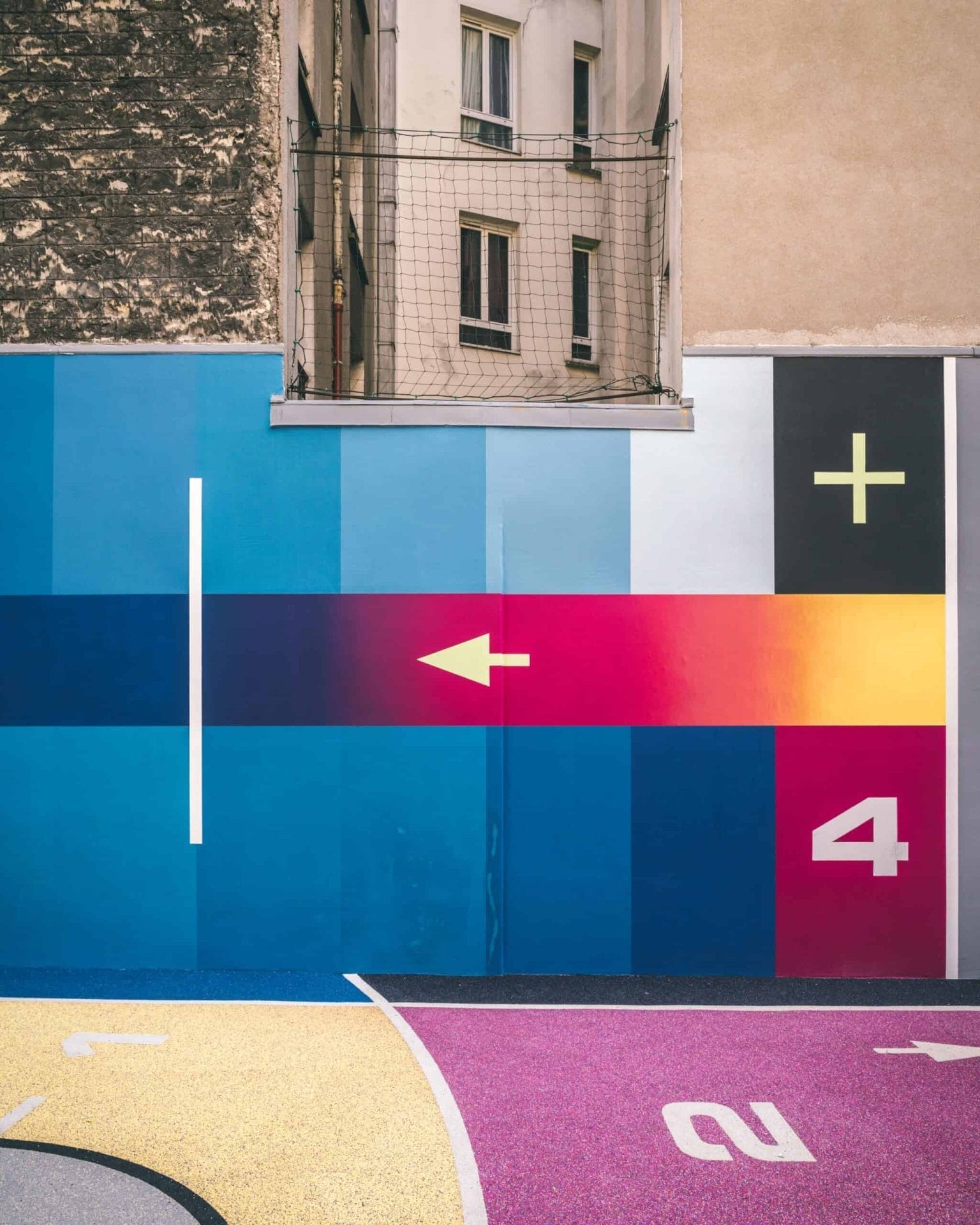 Het nieuwe basketbalveld van Pigalle in Parijs