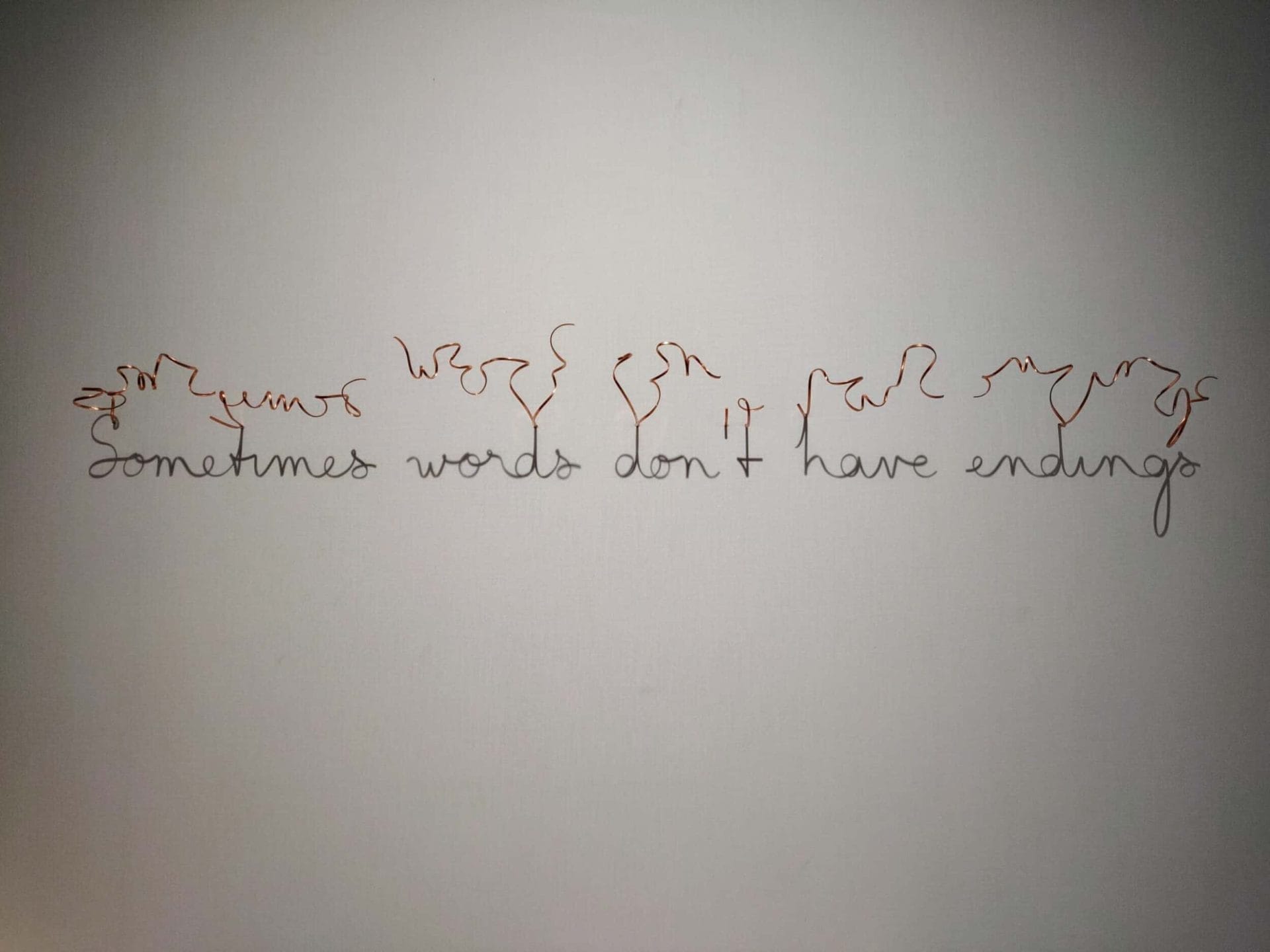 Schaduwspel van Fred Eerdekens bij Opera Gallery