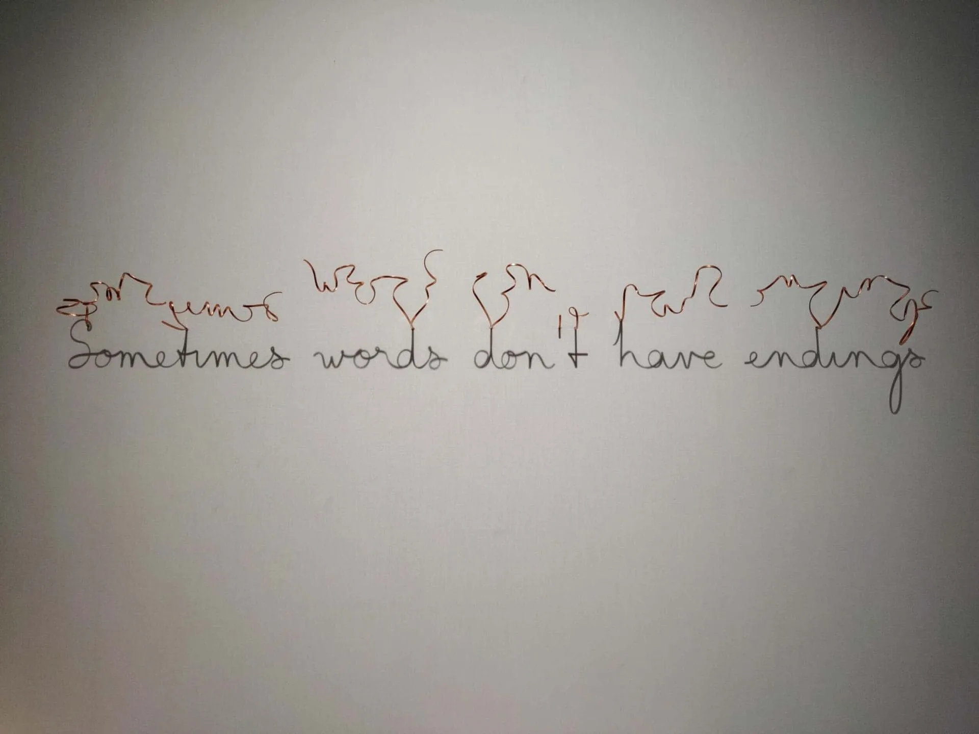 Schaduwspel van Fred Eerdekens bij Opera Gallery