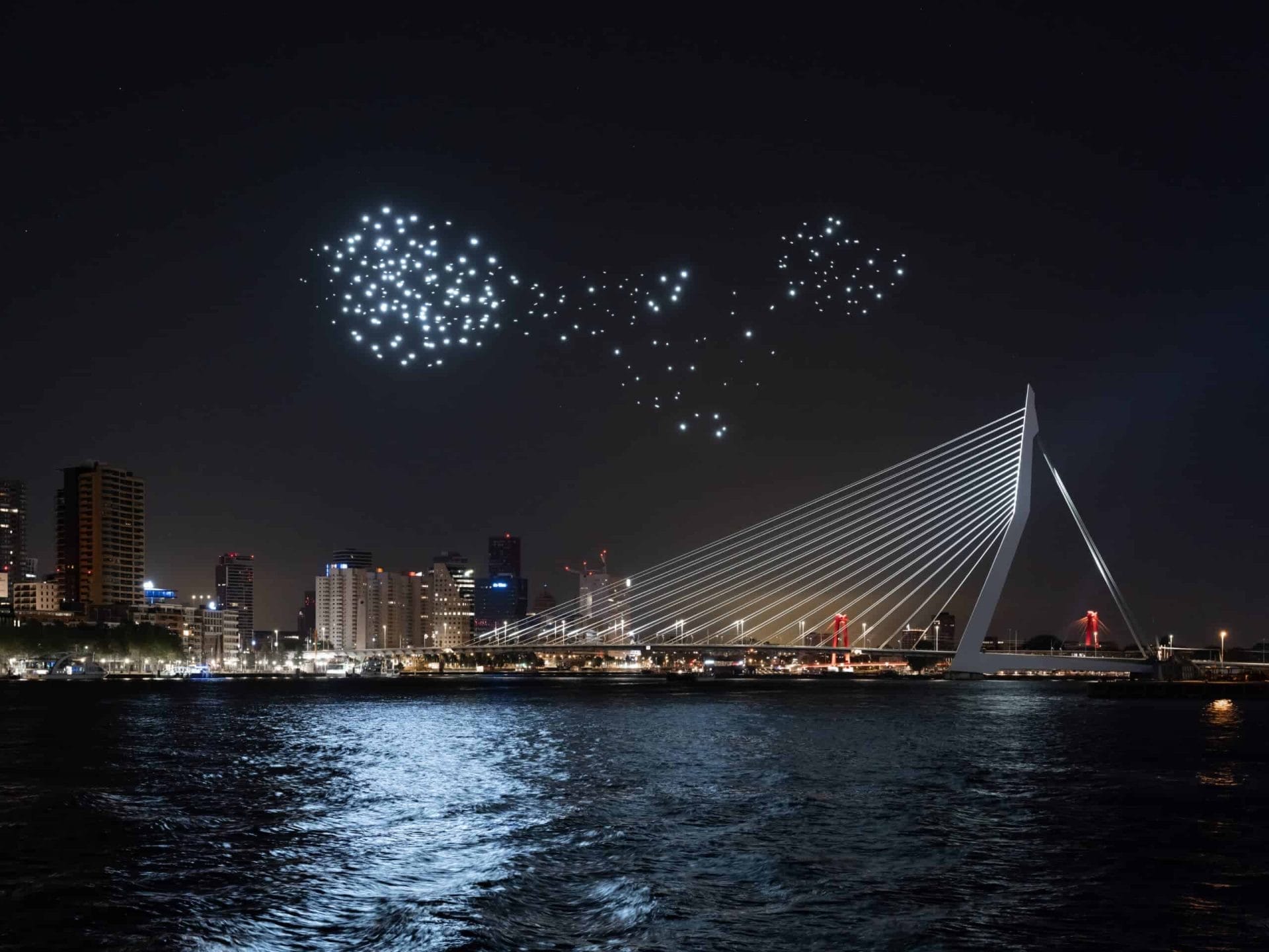 Studio Drift vliegt voor de vrijheid boven Rotterdam 40 Franchise Freedom