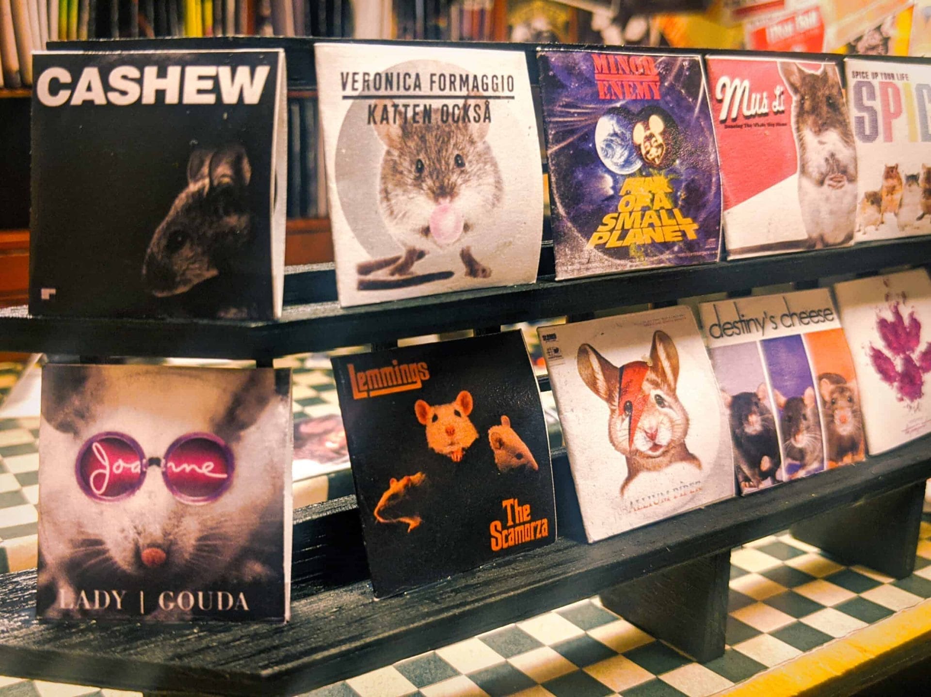 AnonyMouse maakt winkels en restaurants voor muizen