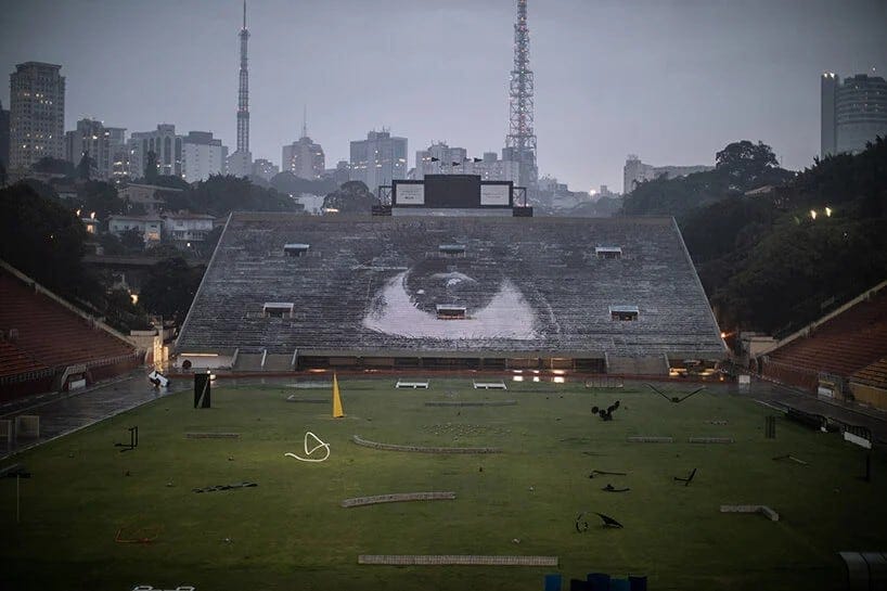 JR in het Estádio do Pacaembu