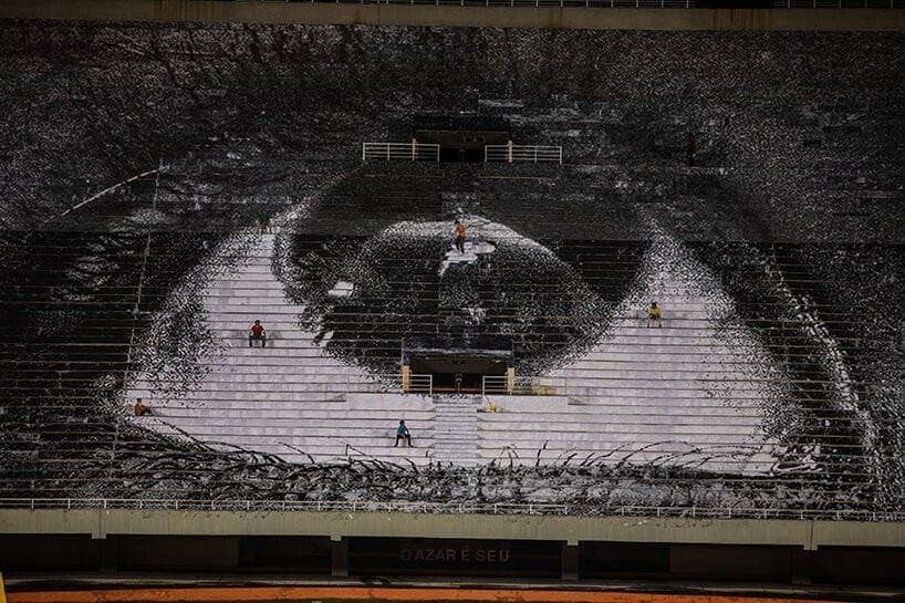 JR in het Estádio do Pacaembu