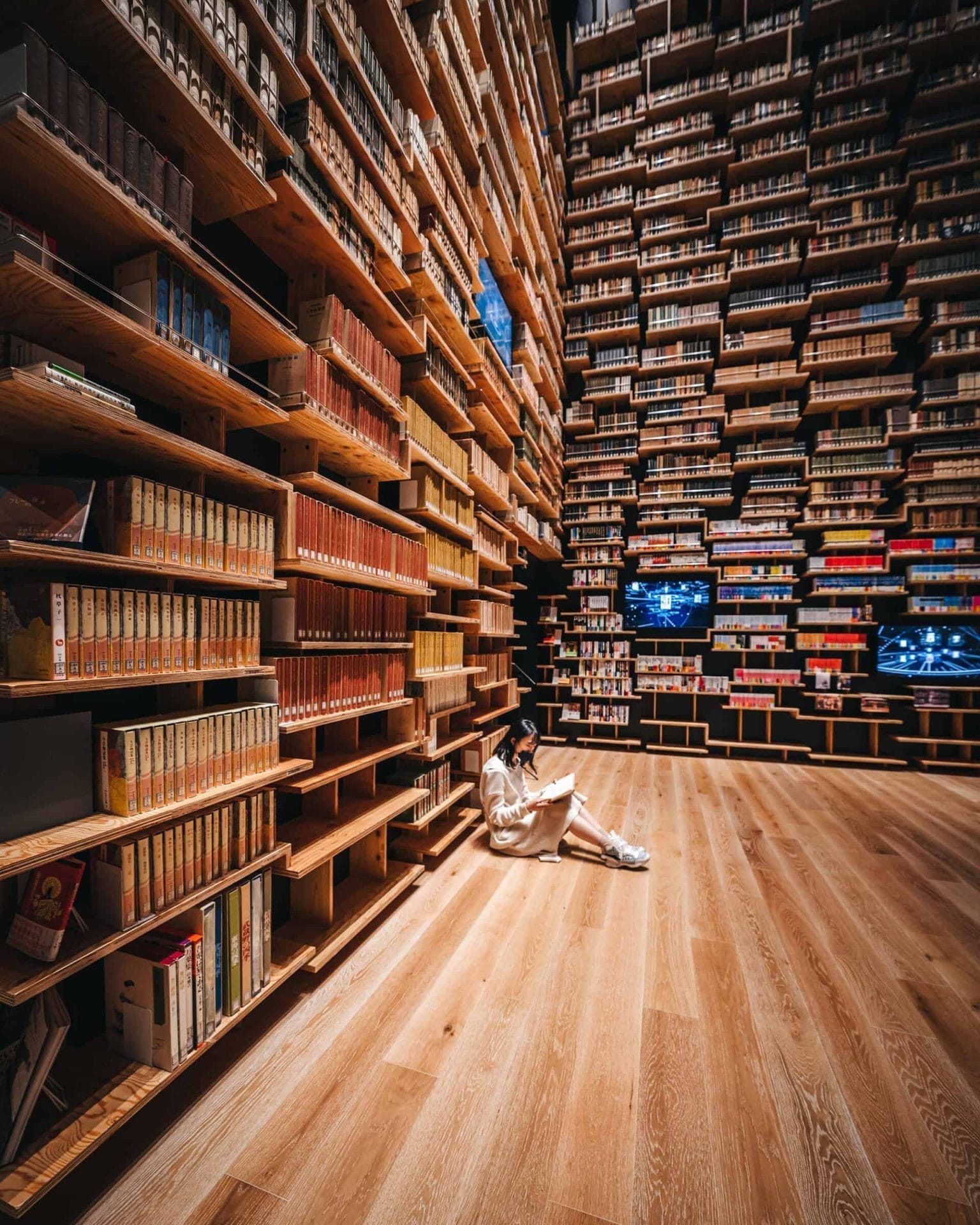 Spectaculaire bibliotheek in het Kadokawa Culture Museum