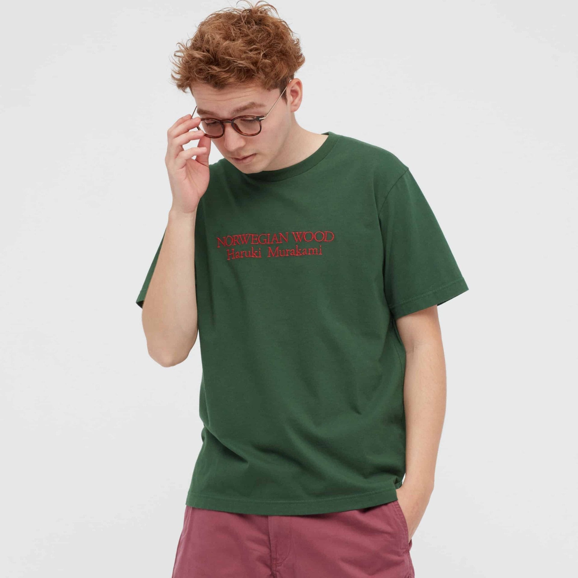 Uniqlo eert Haruki Murakami met collectie 49 Uniqlo x Haruki Murakami