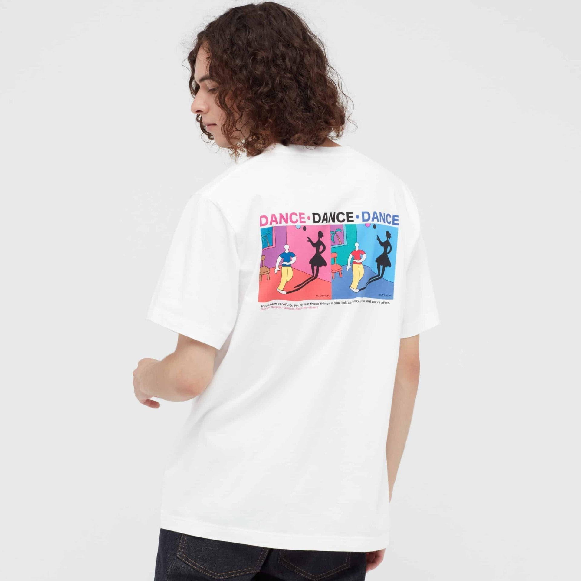 Uniqlo eert Haruki Murakami met collectie 42 Uniqlo x Haruki Murakami