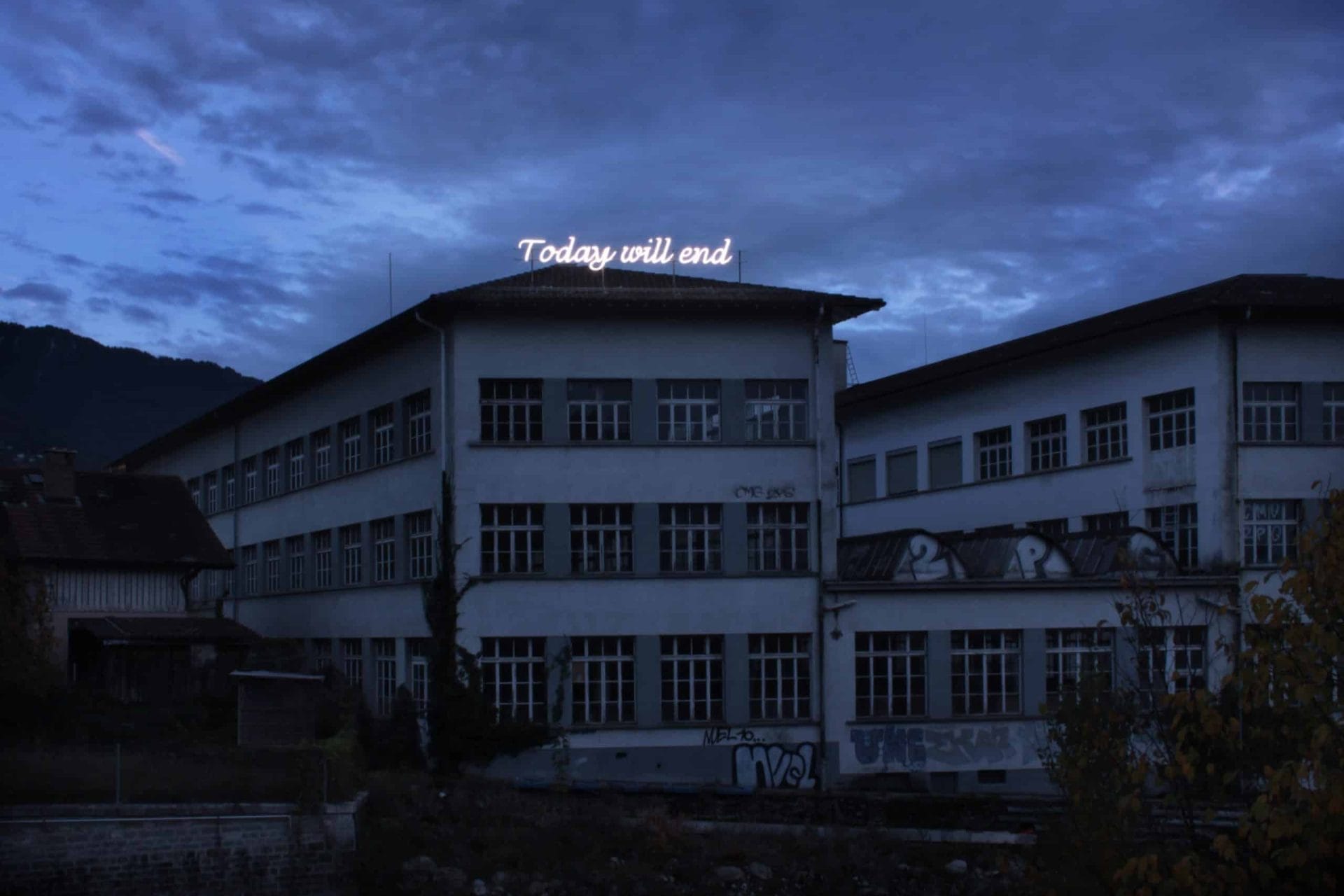 Shilpa Gupta, Today Will End, 2012.