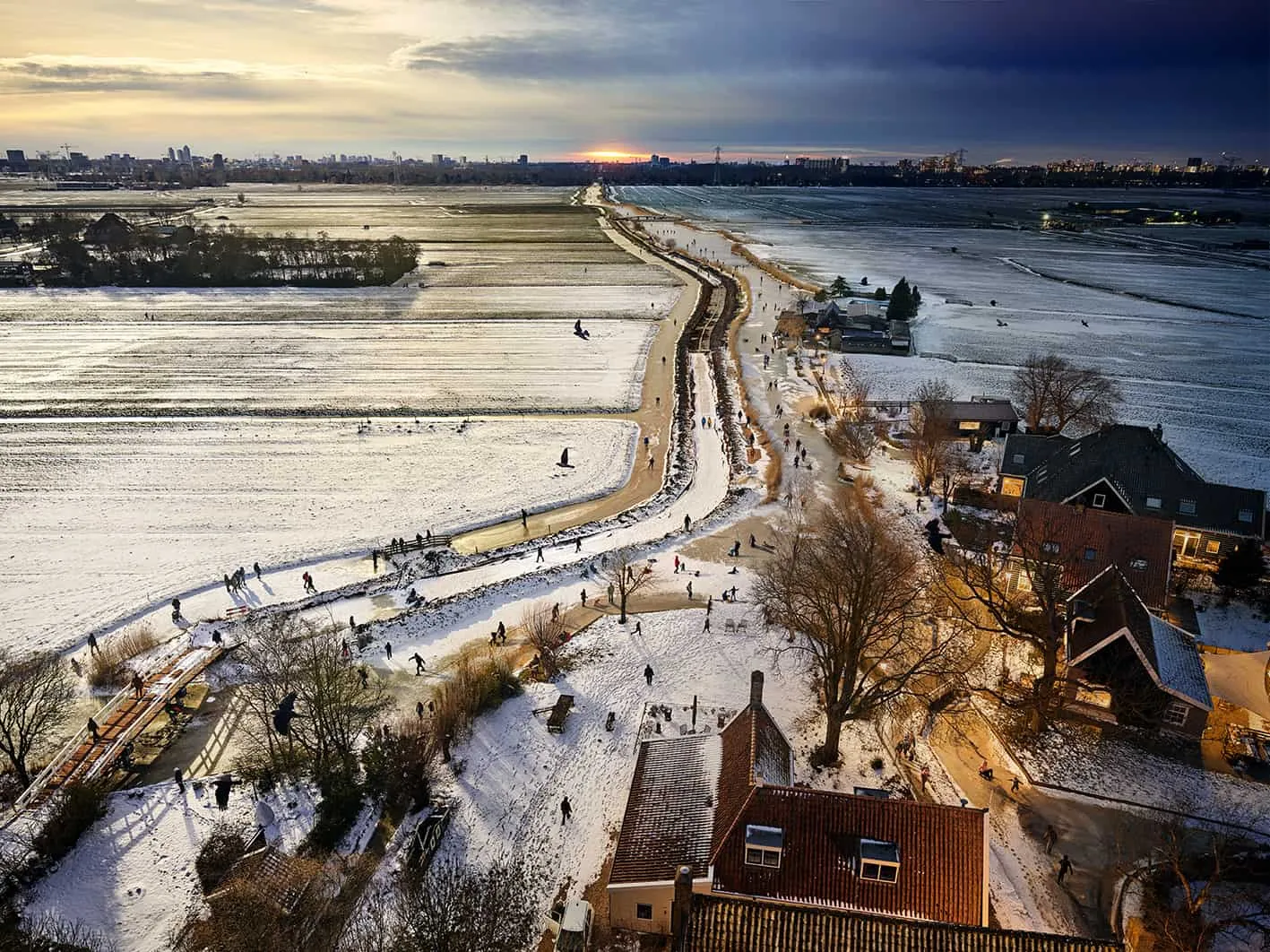 Contour Gallery - Lars van den Brink