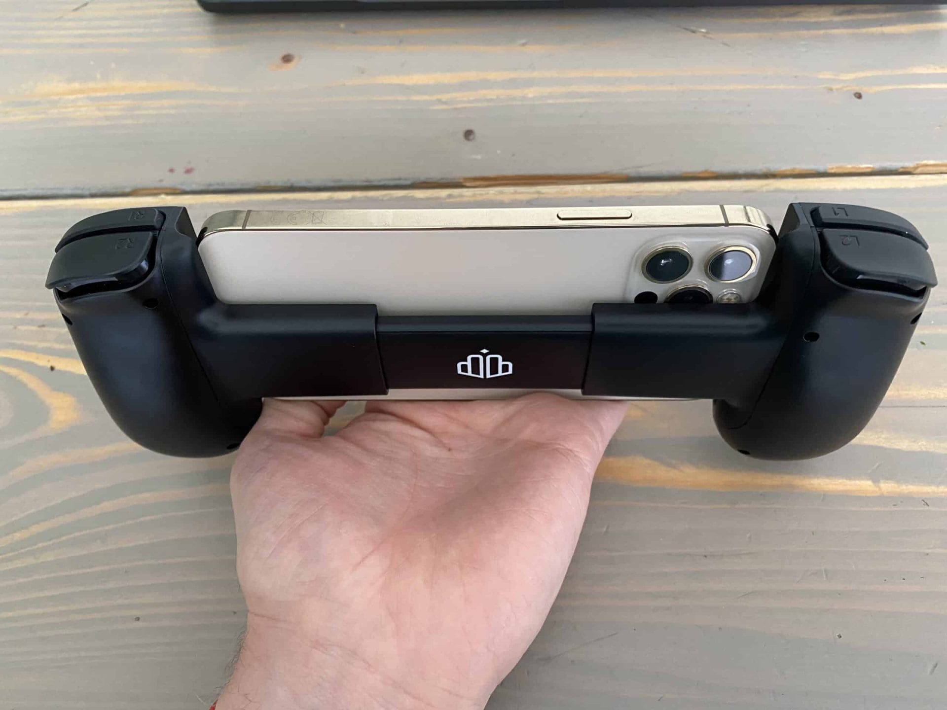 Maak van je iPhone een handheld met Backbone