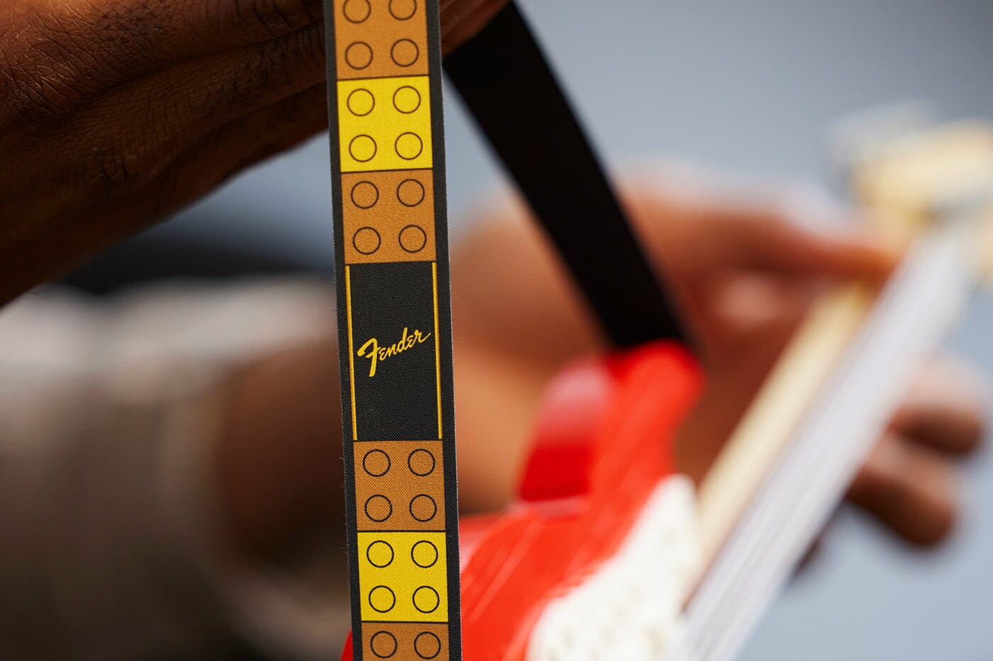 Bouw een Fender Stratocaster van LEGO