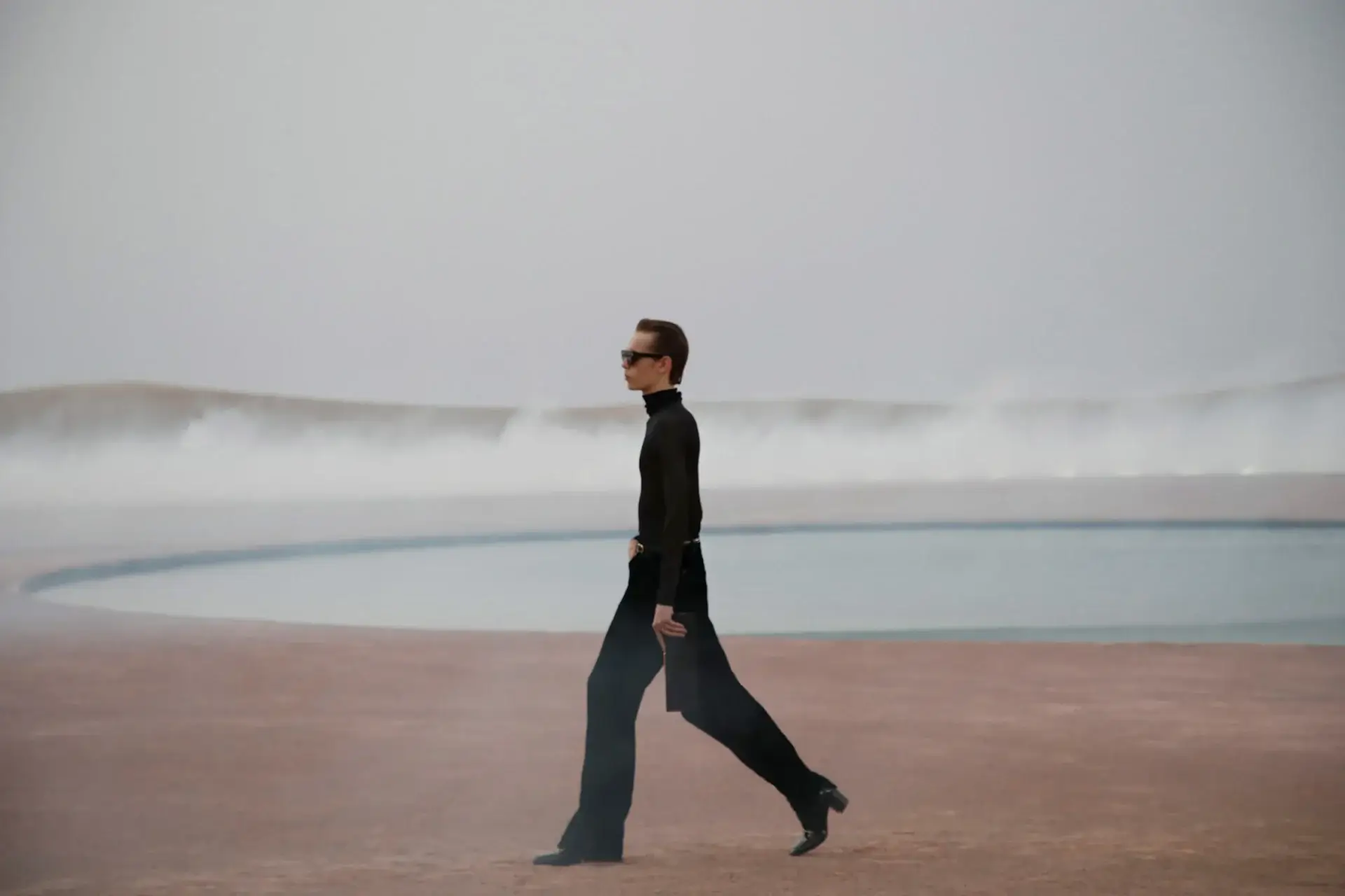 Es Devlin voor Saint Laurent