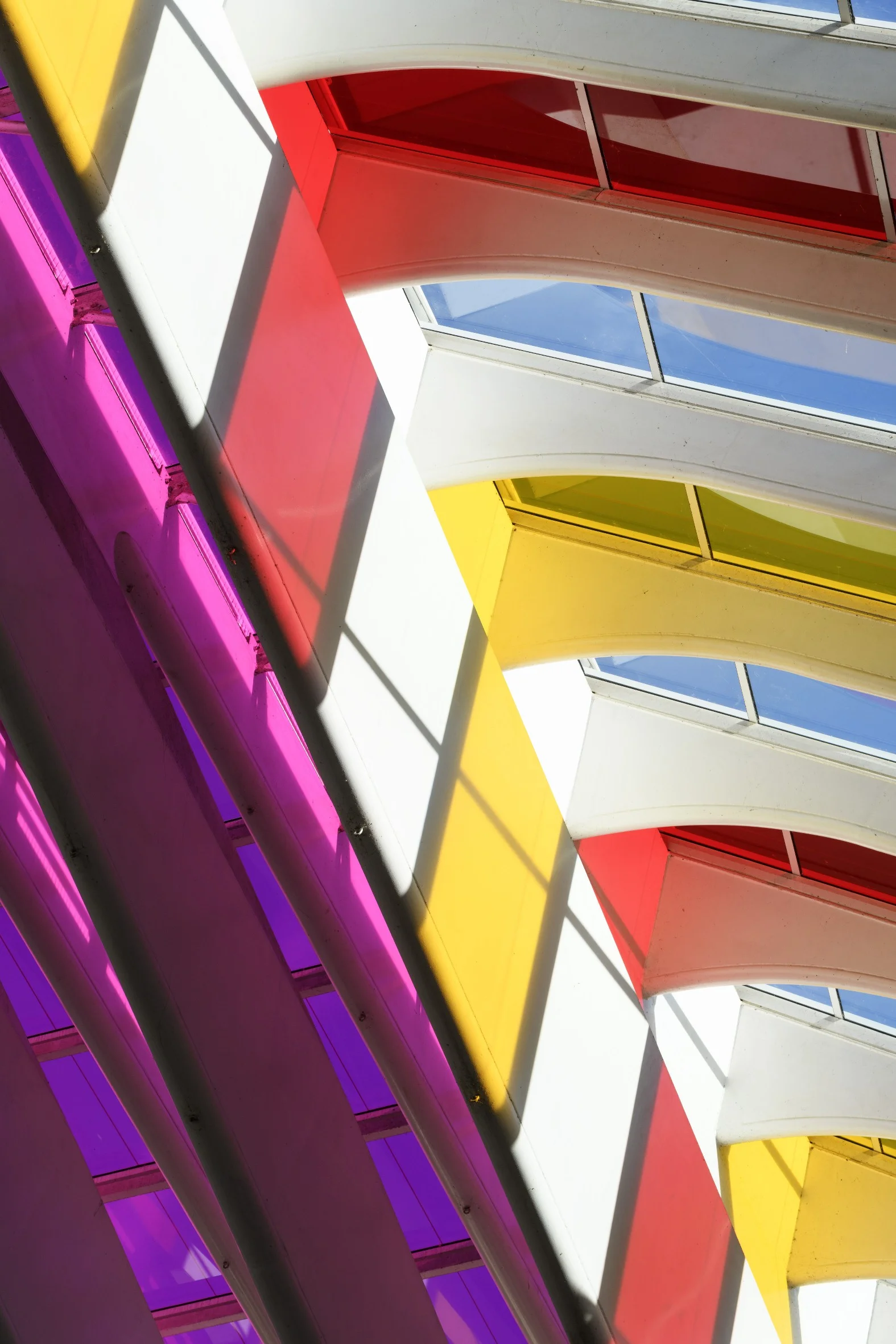 Comme tombées du ciel, les couleurs in situ et en mouvement