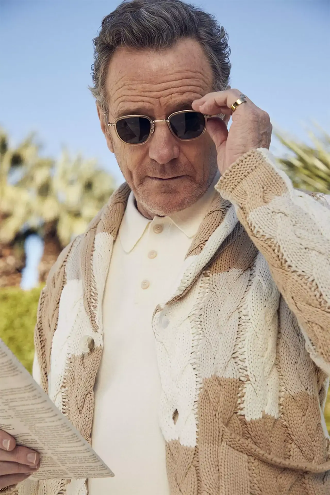 Bryan Cranston poseert in nieuwe collectie van Kith