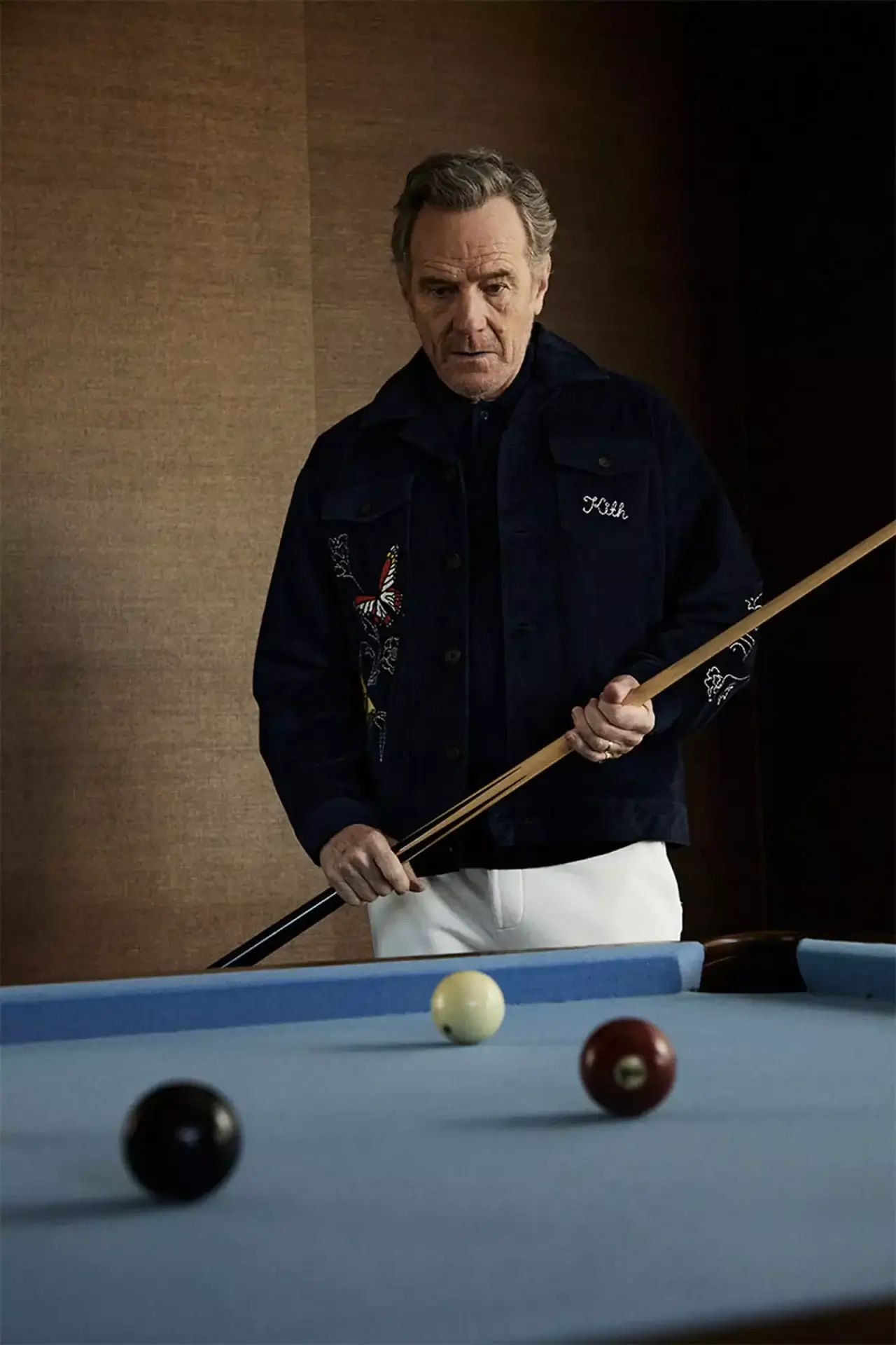 Bryan Cranston poseert in nieuwe collectie van Kith