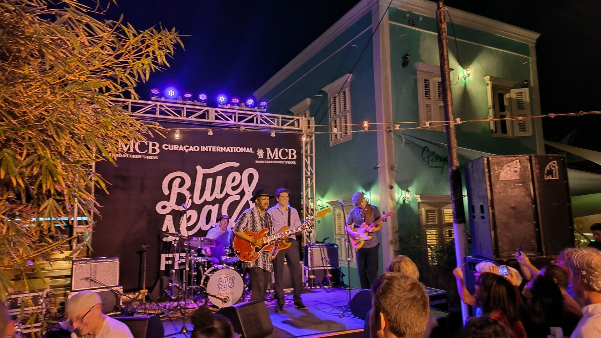 Volop Genieten Tijdens Het Curaçao BlueSeas Festival - Mixed Grill