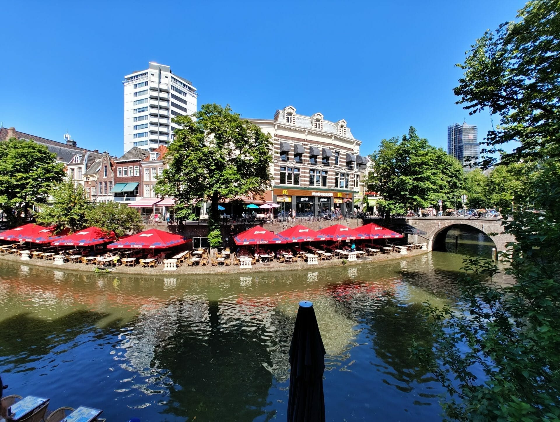 Review: Nothing Phone (2)