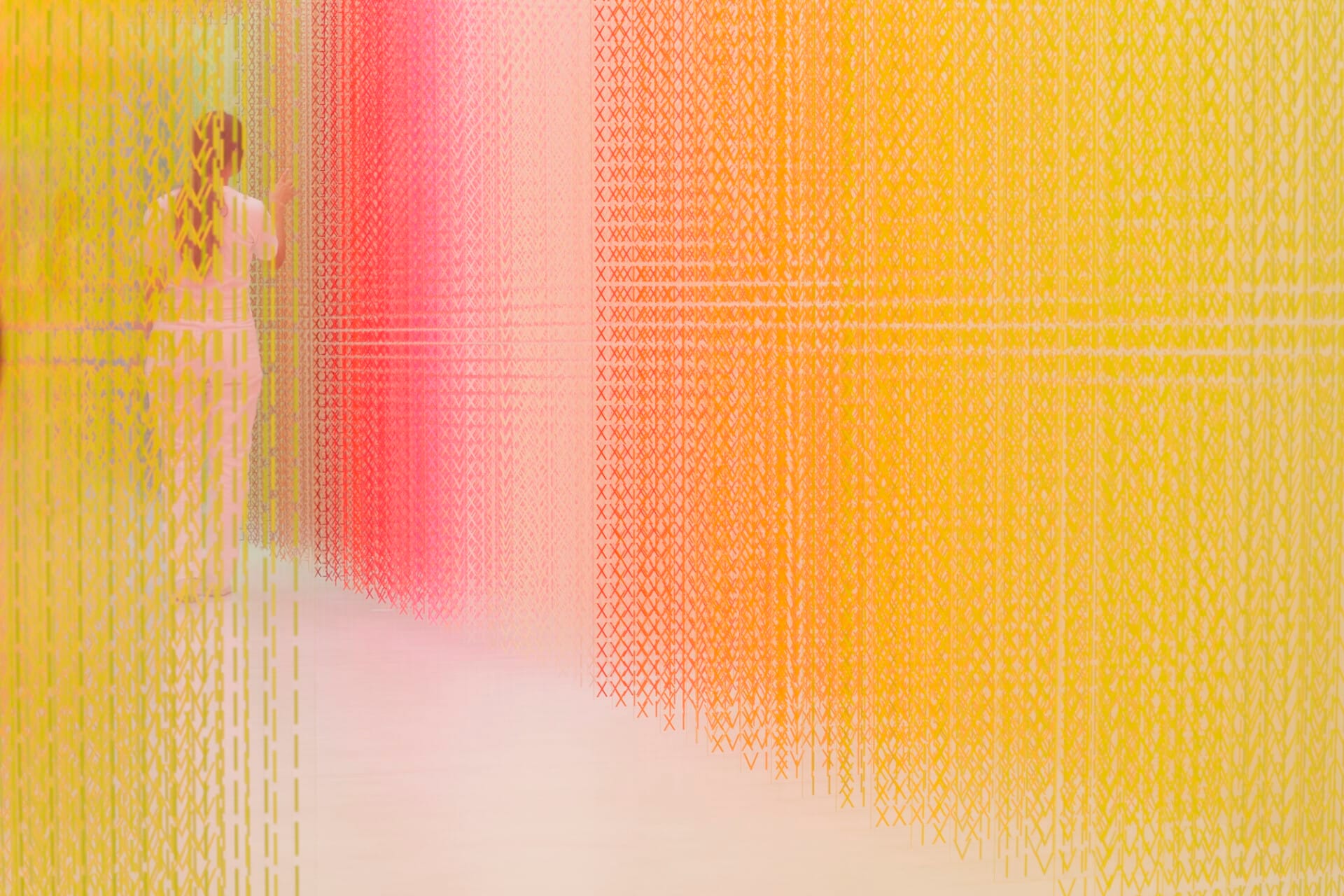 Ruim 347.000 Romeinse cijfers in kleurrijke installatie 46 Emmanuelle Moreaux - SERPENTI