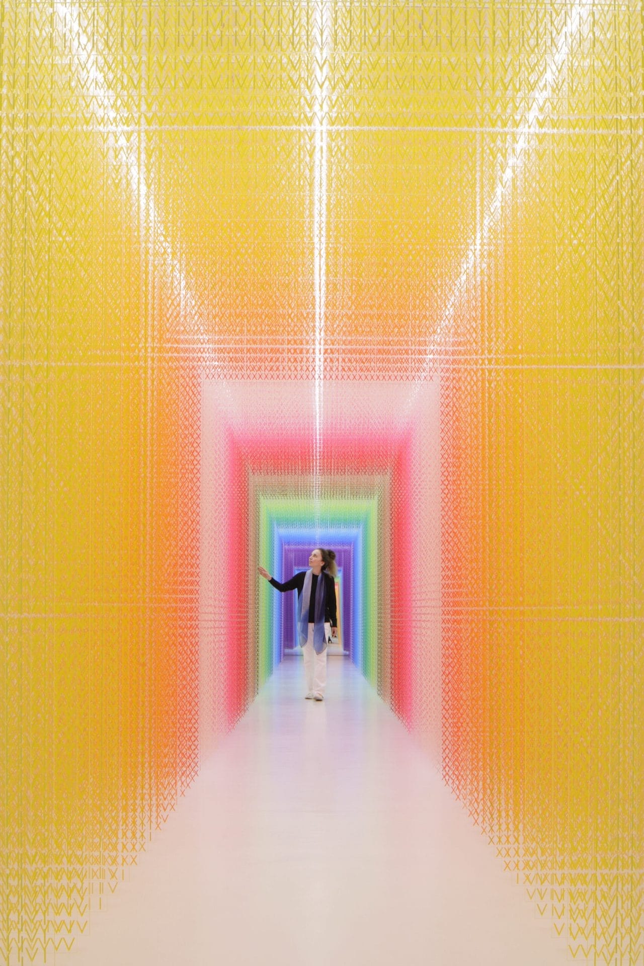 Ruim 347.000 Romeinse cijfers in kleurrijke installatie 44 Emmanuelle Moreaux - SERPENTI