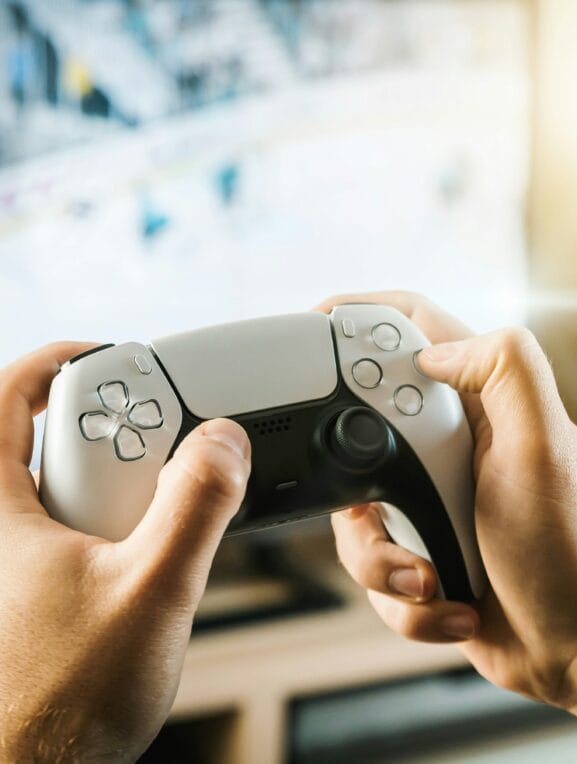 Klik & klaar: hoe plug-and-play onze digitale wereld verovert