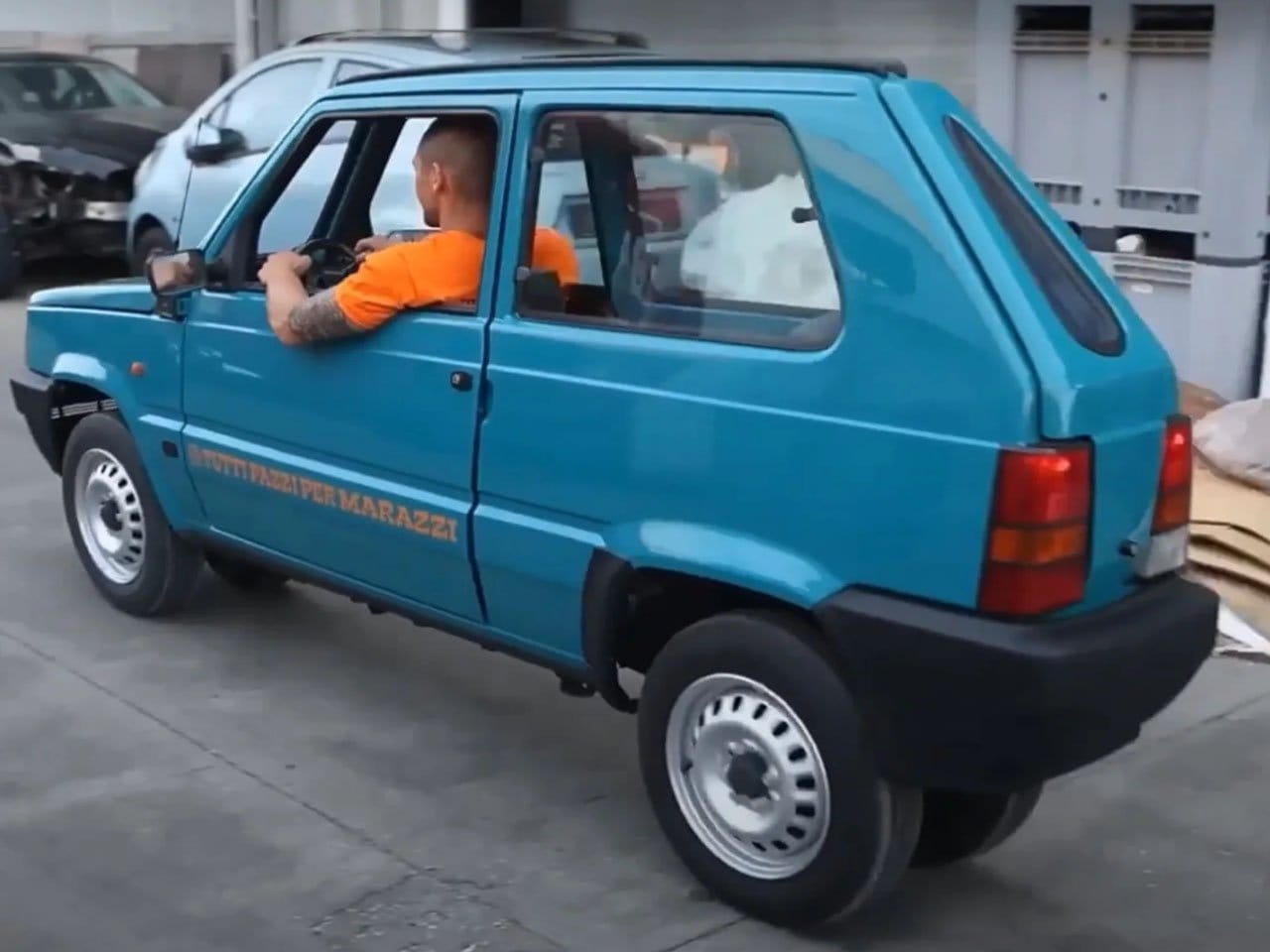 De smalste Fiat Panda ter wereld