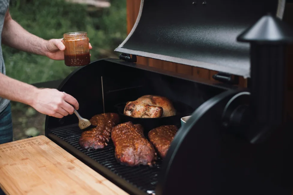 De kunst van low & slow: barbecueën met smaak en geduld