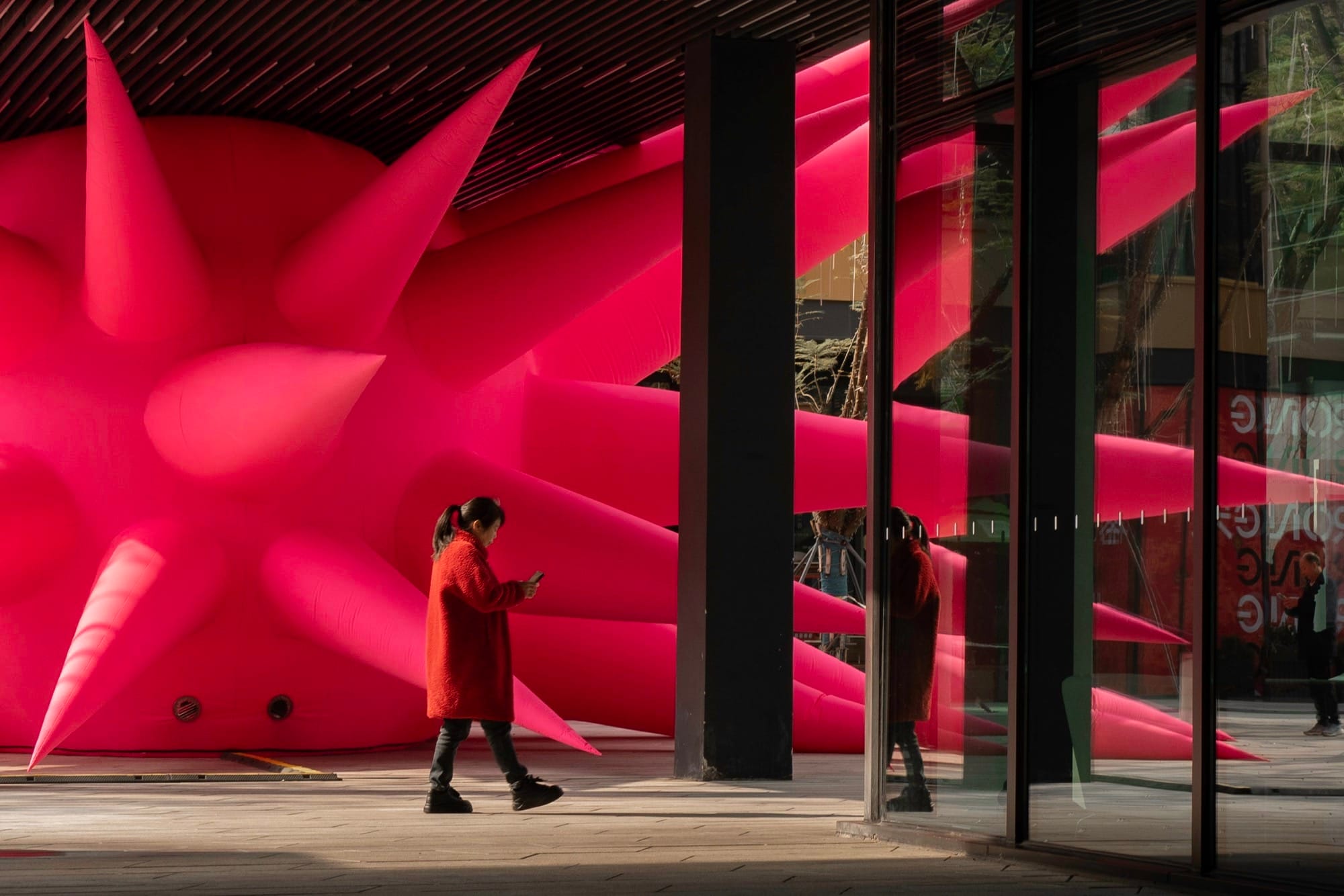 Opblaasbare kunst van kunstenaar Steve Messam