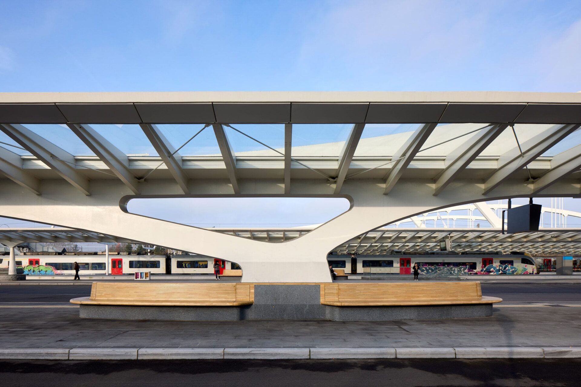 Bekijk het prachtige Gare de Mons van architect Santiago Calatrava 55 Gare de Mons