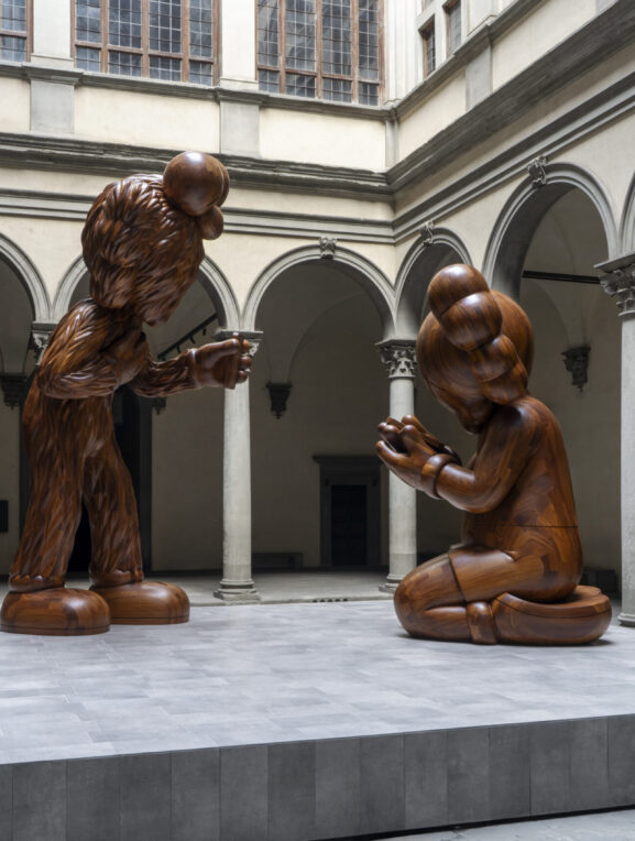 “KAWS: THE MESSAGE”, Palazzo Strozzi, Florence, 2025. Photo Ela Bialkowska, OKNO studio © KAWS