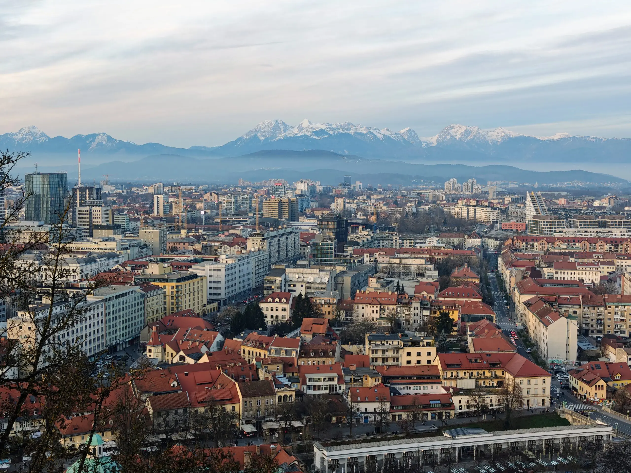 Uitzicht op Ljubljana vanuit het kasteel