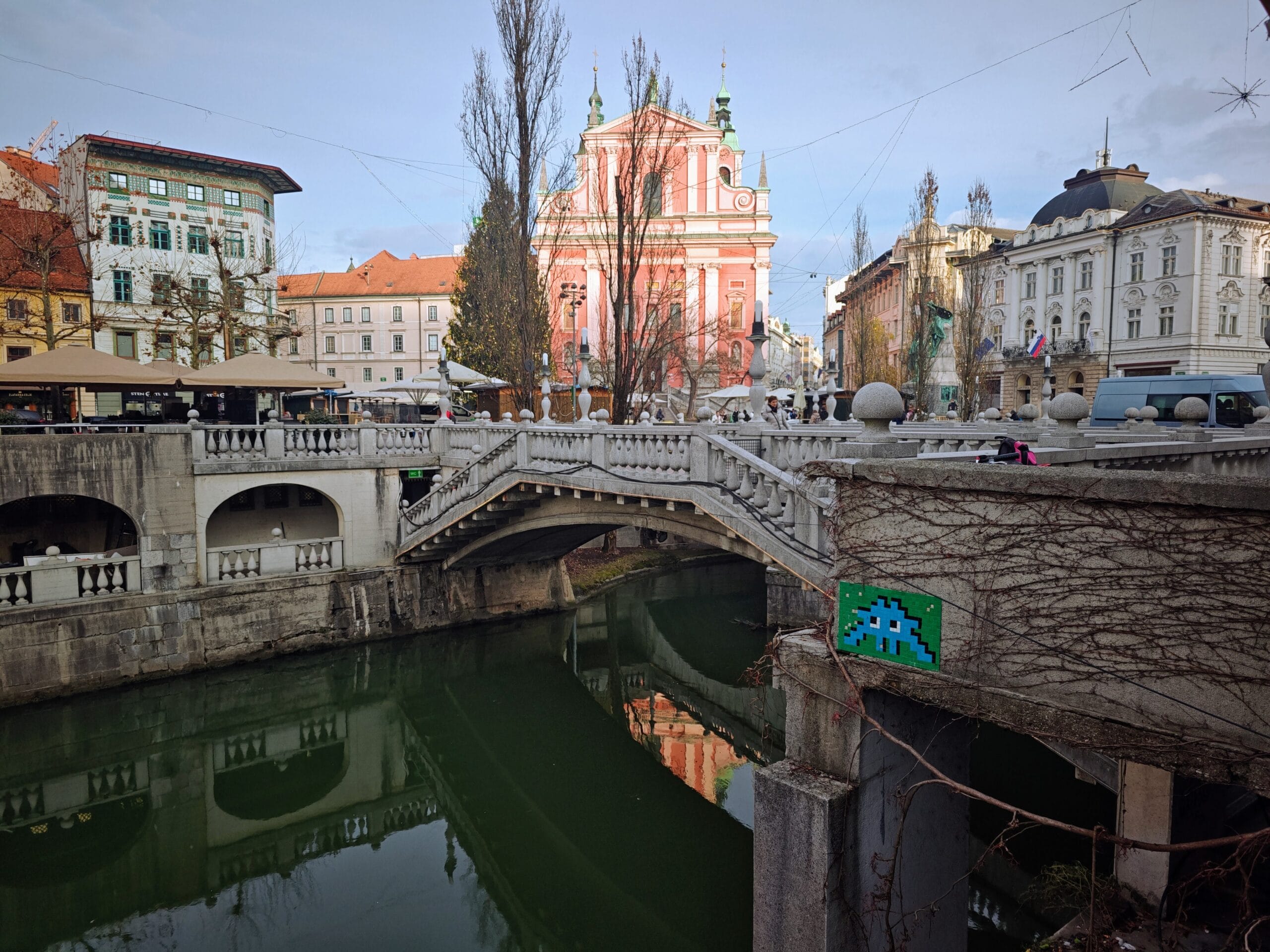 Culturele en culinaire rondreis door Slovenië 40 Tromostovje