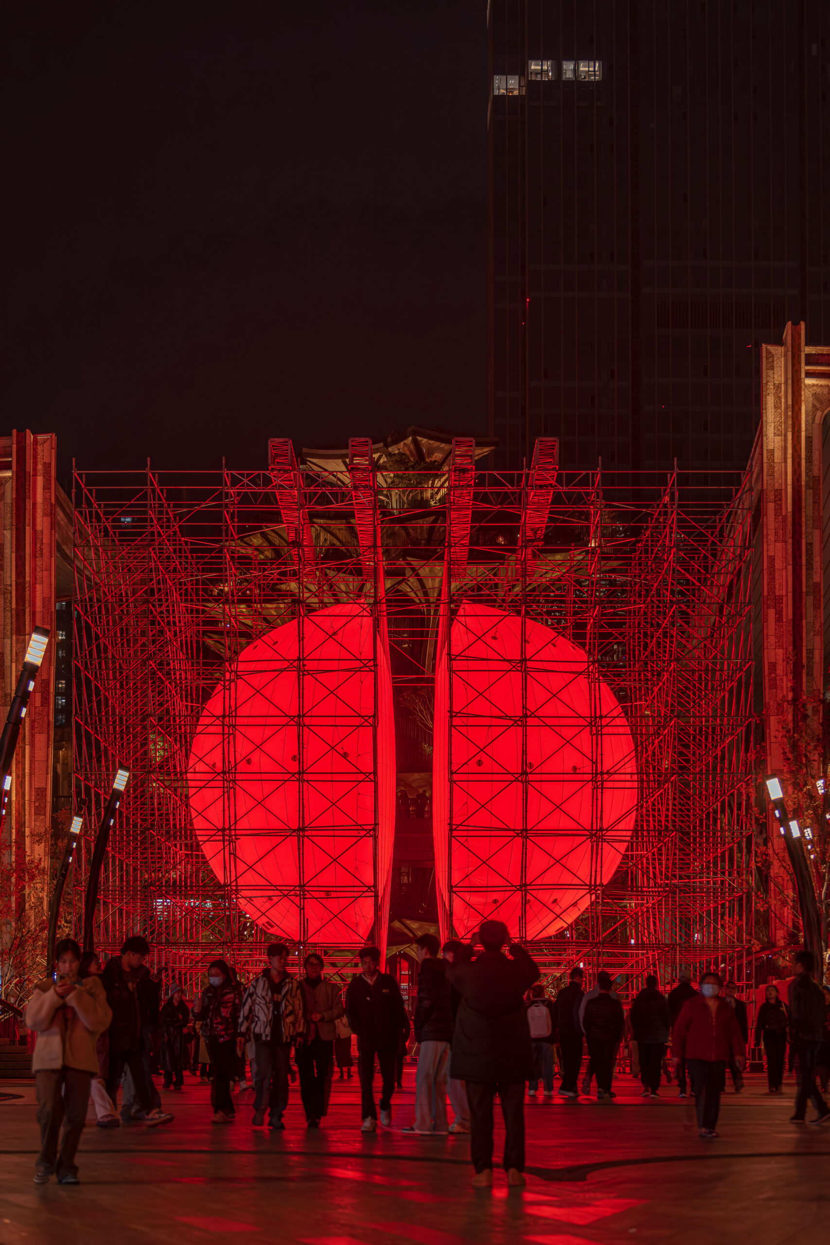 Divided: een lichtgevende installatie van SpY in Xi'an 46 SpY - Divided