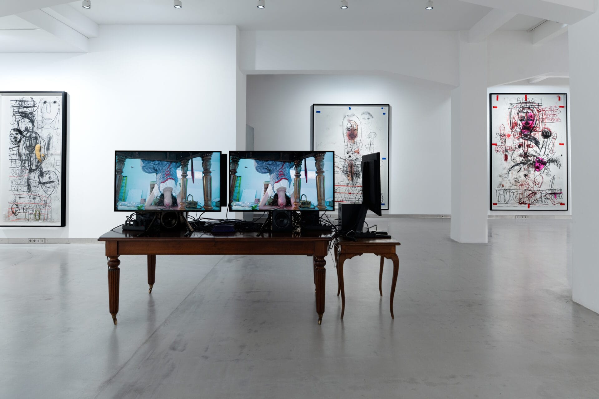 EXHIBITION VIEW 3 _ Courtesy Bowman Hal.jpg