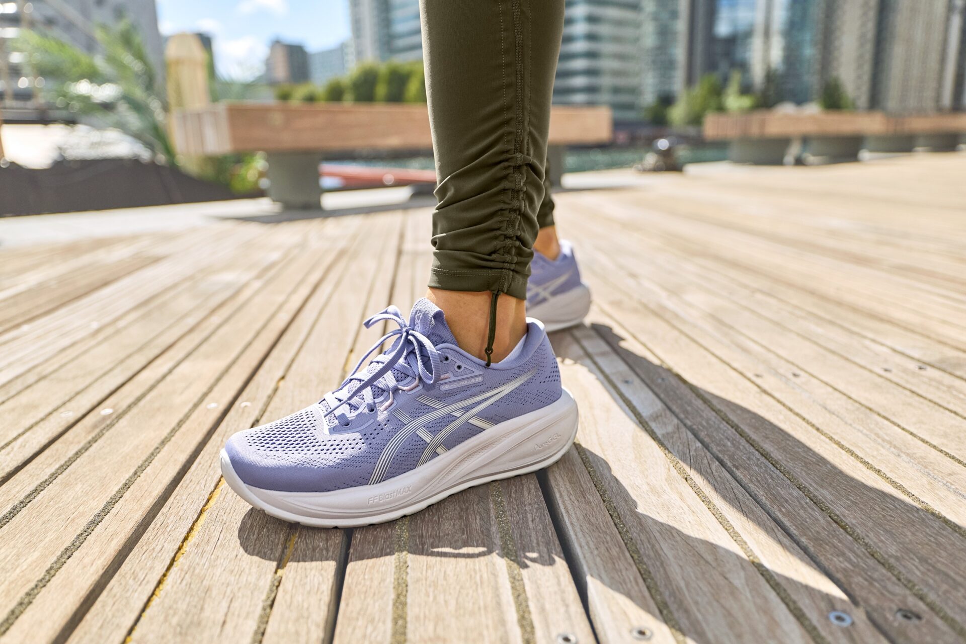 ASICS GEL-CUMULUS 28