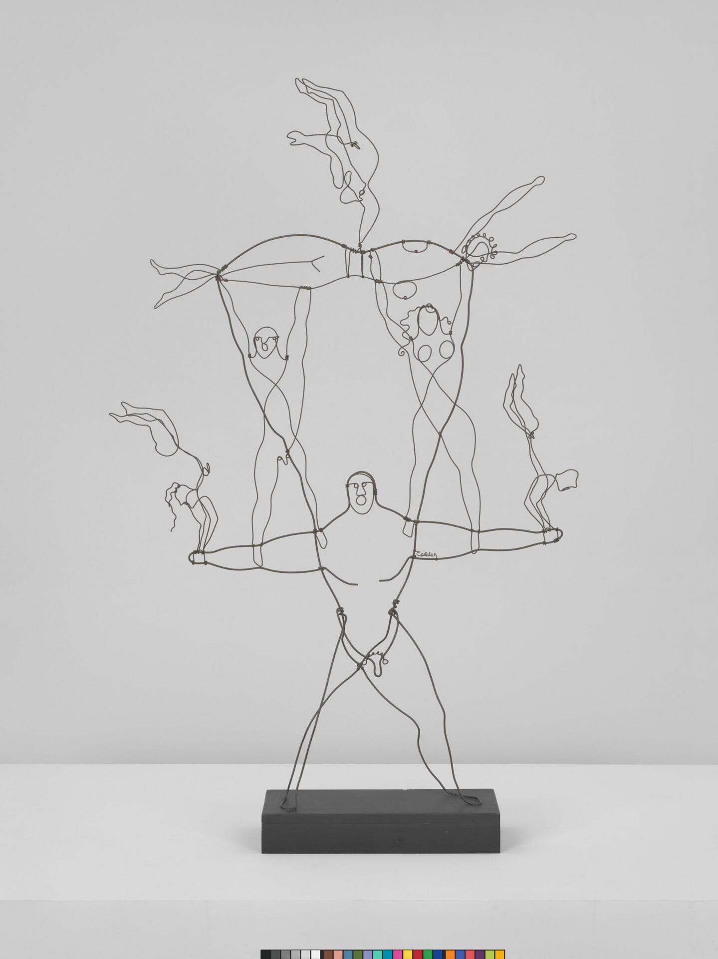 The Brass Family. 1929. Brass wire and painted wood. Overall: 67 × 41 1/8 × 8 7/8in. (170.2 × 104.5 × 22.5 cm). Gift of the artist. Inv. N.: 69.255 - Artwork Location: Whitney Museum of American Art, New York, USA