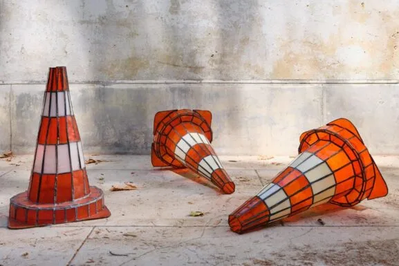 Pia Hinz maakt gereedschap van glas-in-lood