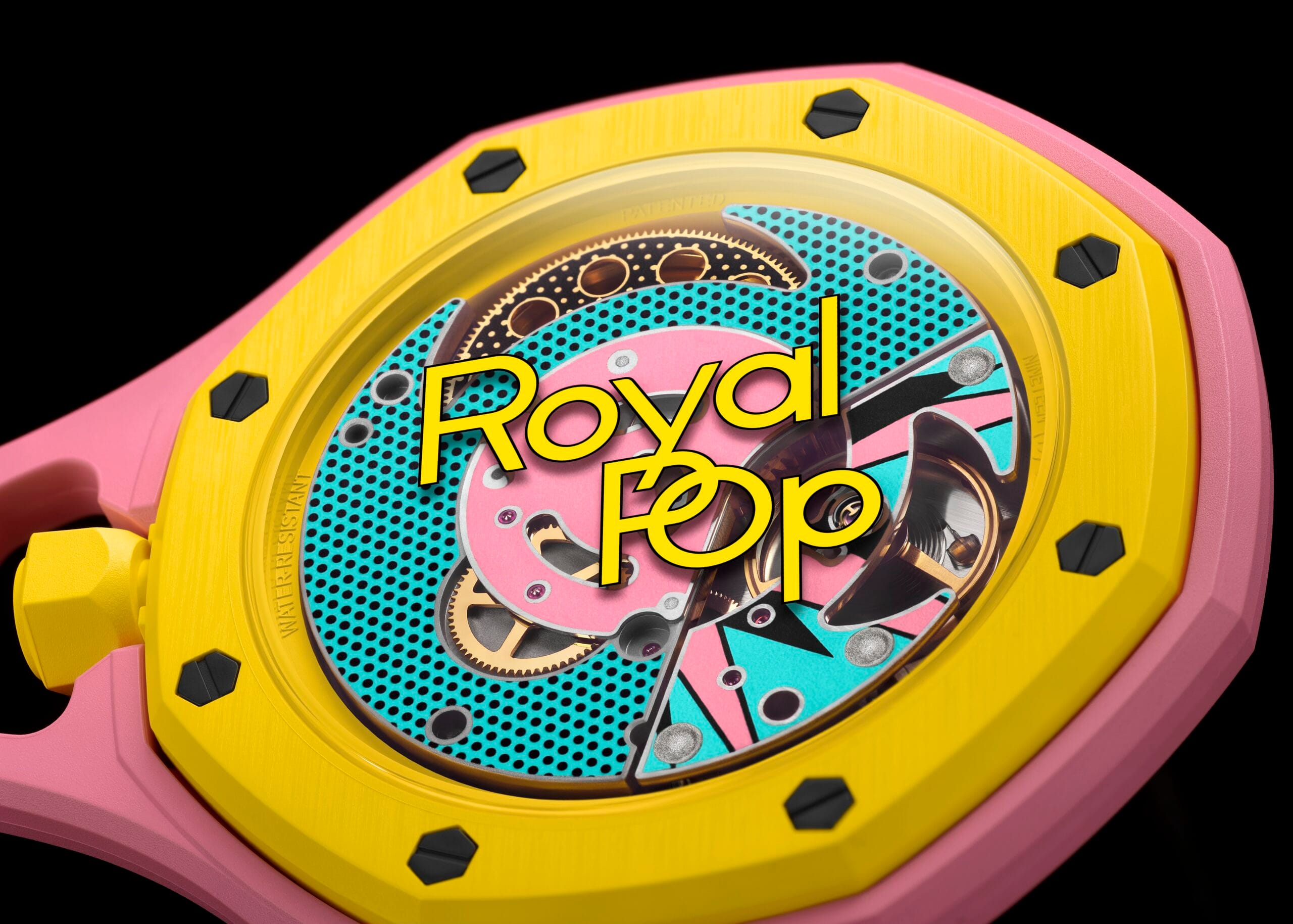 De transparante achterzijde van het Royal Pop horloge toont het automatische Swatch SISTEM51 uurwerk.