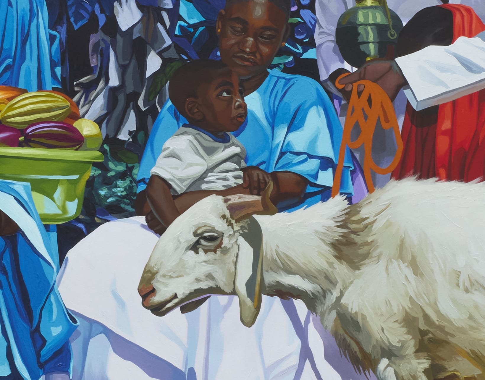 Detail van een schilderij met een kind op schoot bij een vrouw, een wit lam en een mand met cacaovruchten