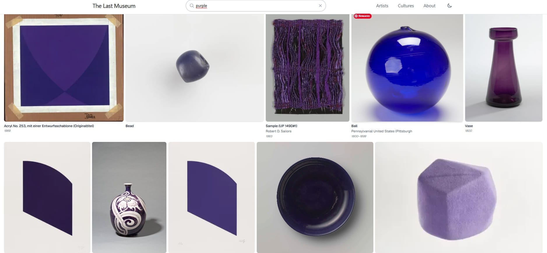 Zoekresultaten op de website The Last Museum voor de zoekterm 'purple', met een overzicht van paarse kunstwerken en voorwerpen