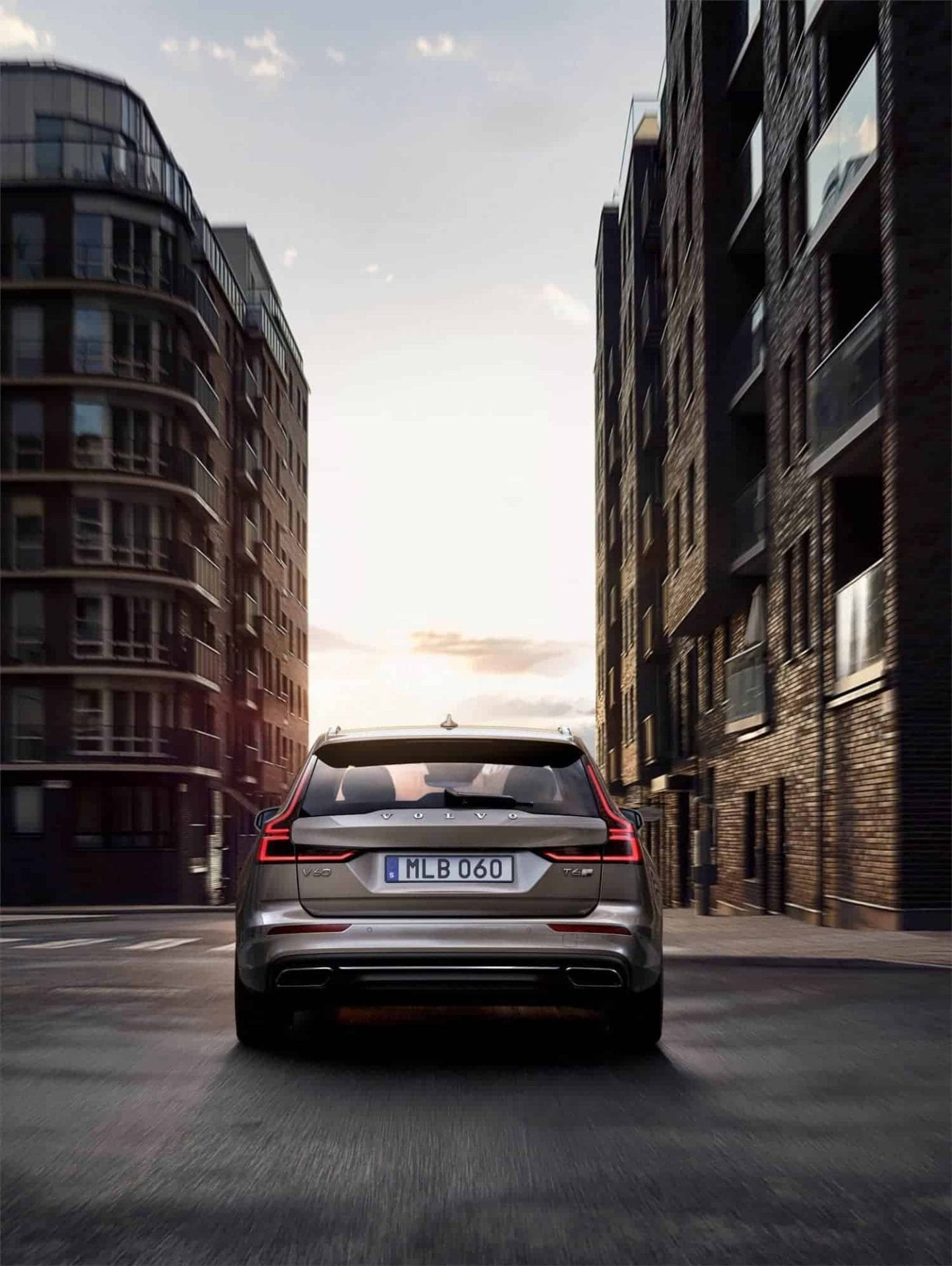 Bekijk de geweldige nieuwe Volvo V60 42 De nieuwe Volvo V60