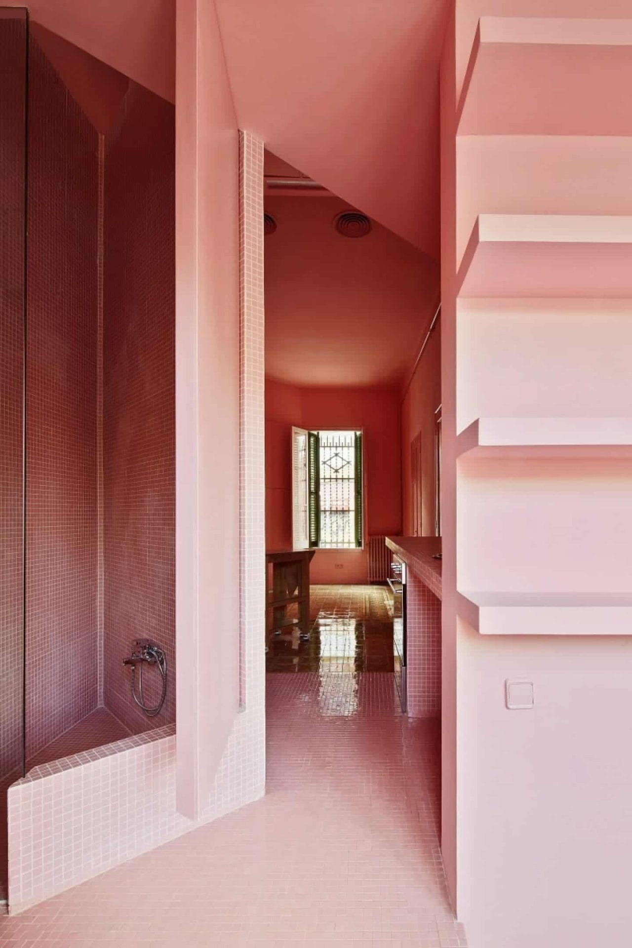 Kleurrijke renovatie voor klassieke woning in Barcelona 45 Kleurrijke renovatie