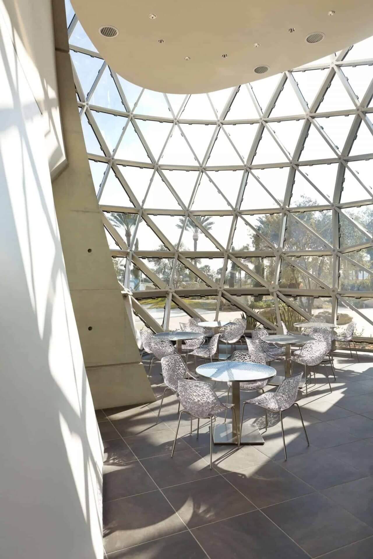 Bekijk het prachtige Salvador Dalí Museum in Florida 43 Dalí Museum door HOK Architect