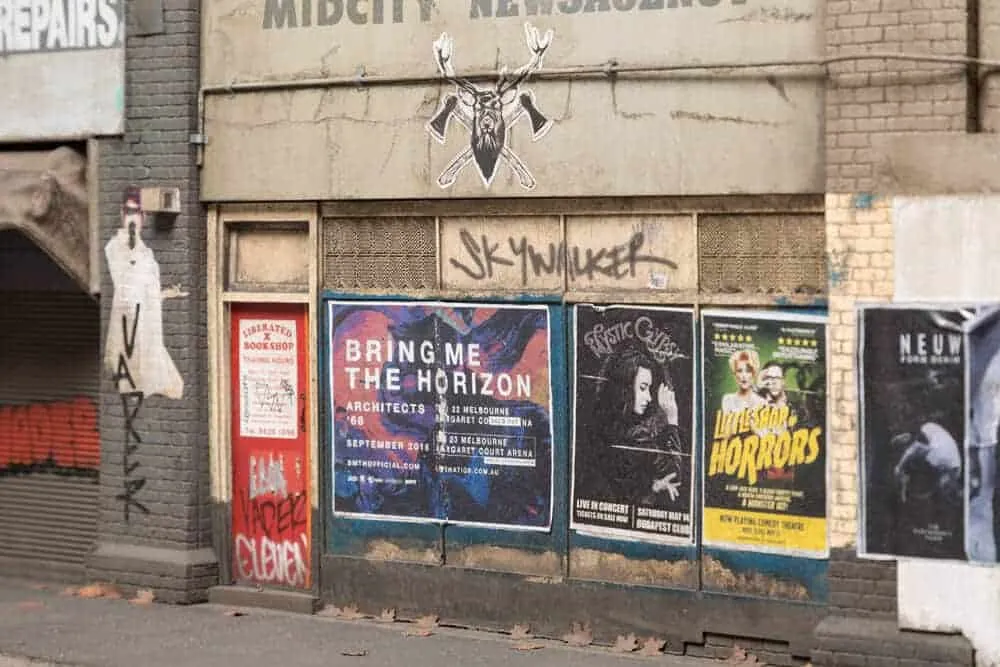 vervallen miniatuurgebouw