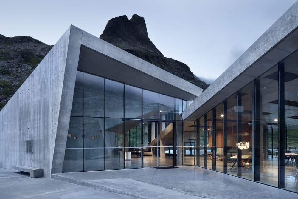 Architectuur en natuur komen samen in het Trollstigen Visitor’s Center in Noorwegen