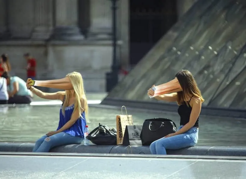 vergroeid aan de smartphone